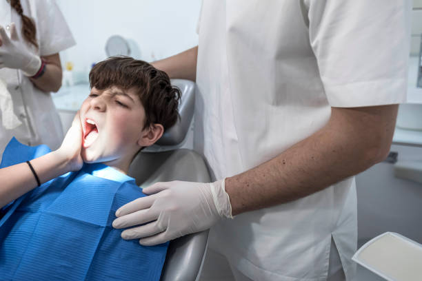 Best Chipped Tooth Repair Near Me  in Mankato, MN